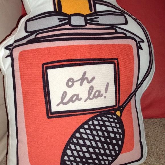 Home accent pillow ""oh la la!"" NWOT - Picture 2 of 4
